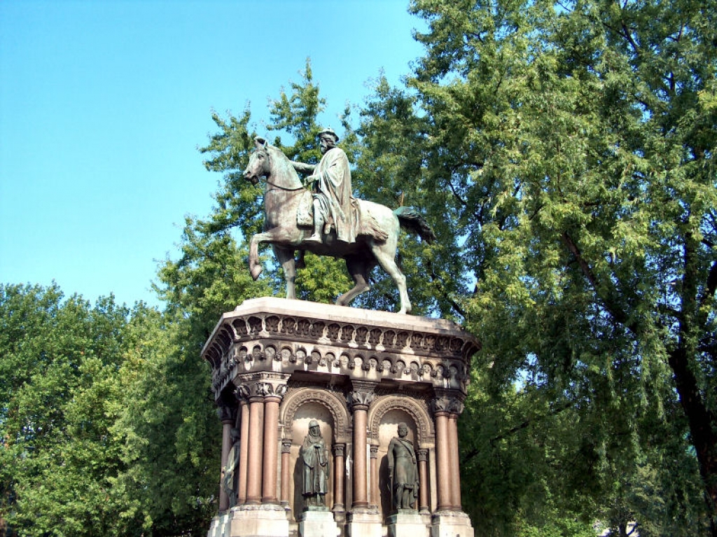 Statue de Charlemagne